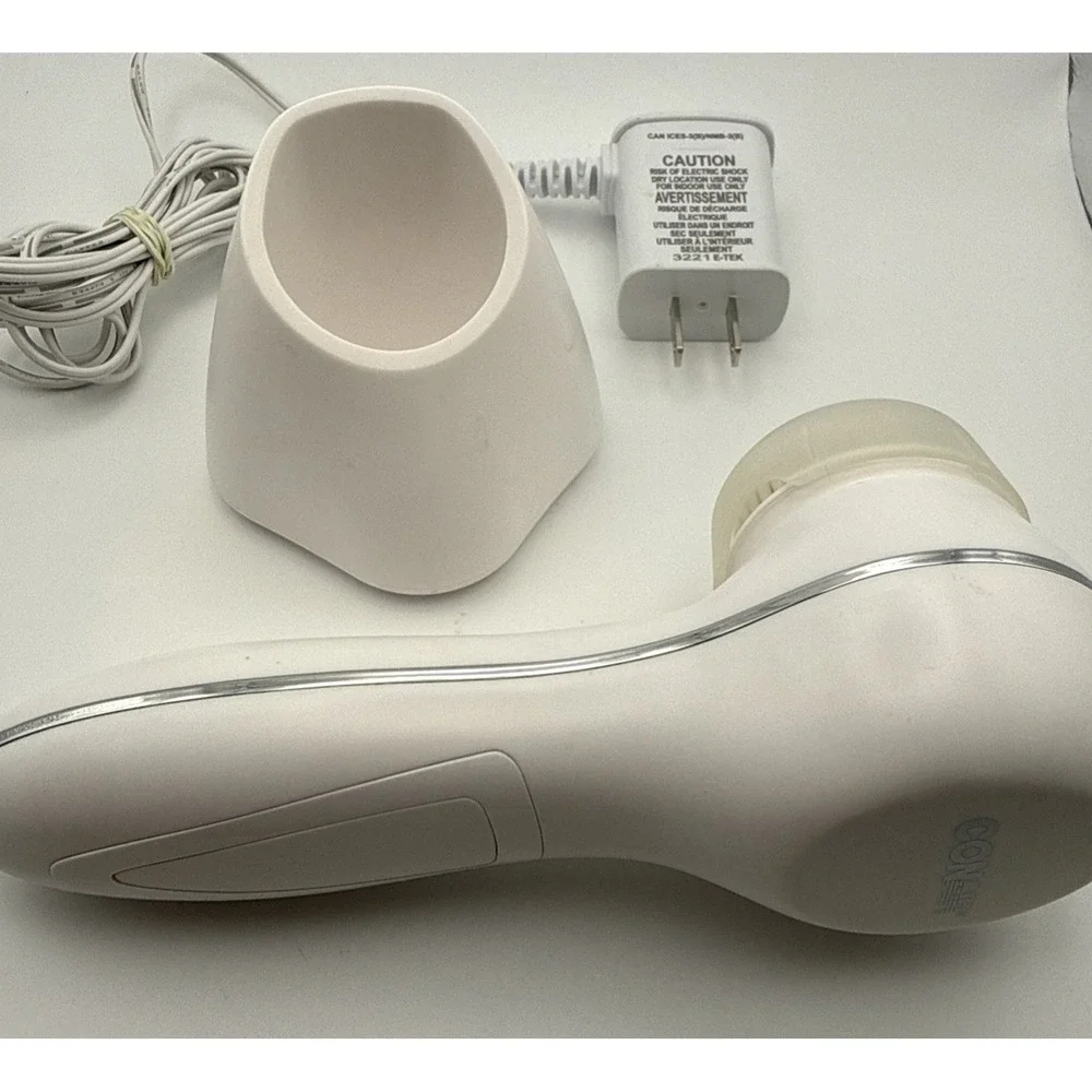 Clinique Sonic System Facial Cleansing Brush with Charger